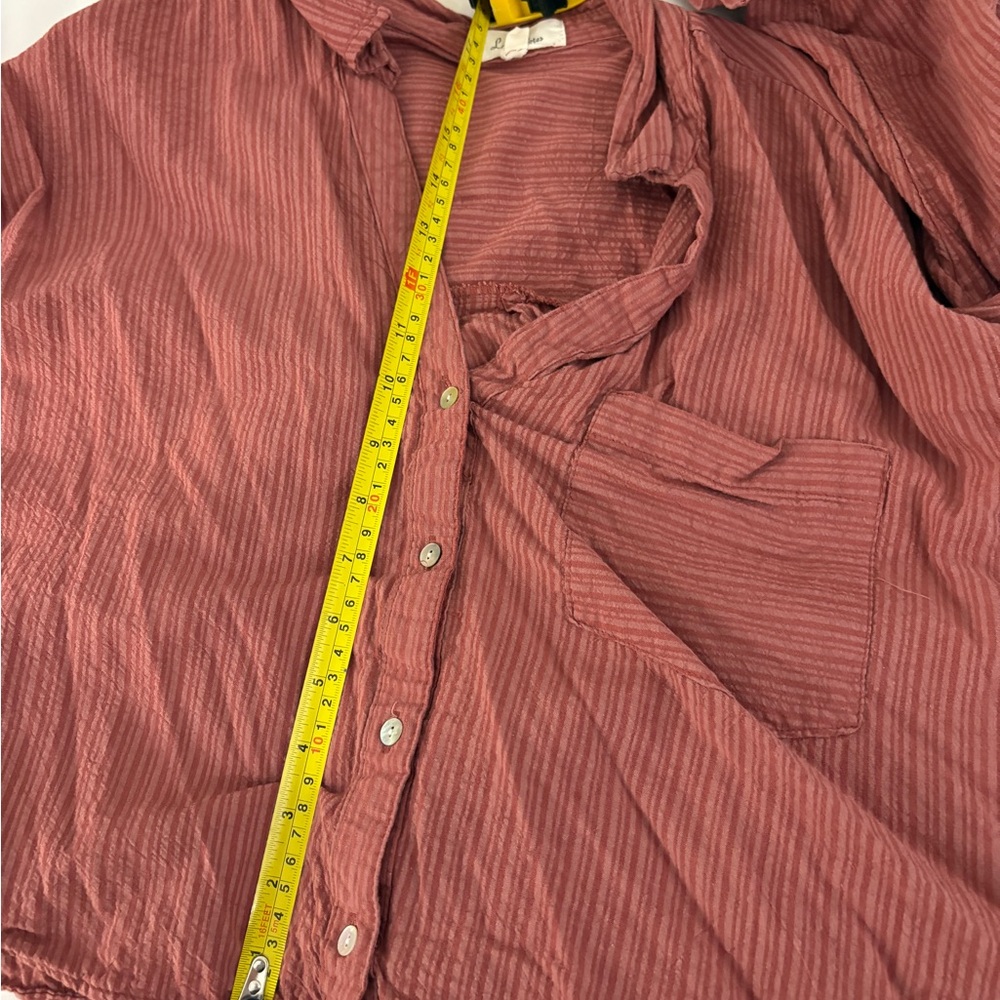 Love Notes Collared Button Down Top - Picture 7 of 9